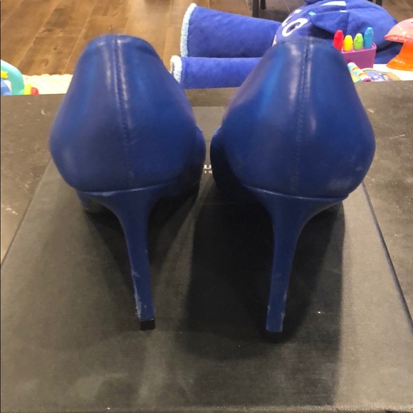 YSL Heels - Picture 4 of 5